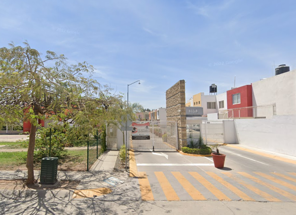 Casa en venta en Parques del Palmar, San Pedro Tlaquepaque — foto 2 de 5