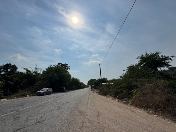 Terreno en venta en Guacamayas Comercial, Lázaro Cárdenas — foto 2 de 37