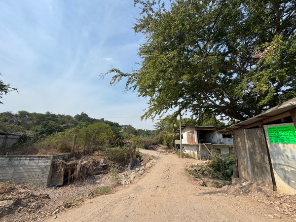 Terreno en venta en Guacamayas Comercial, Lázaro Cárdenas — foto 3 de 37