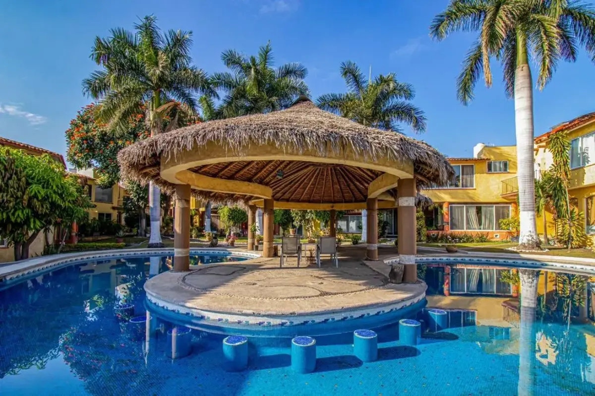 Casa en venta en Burgos Bugambilias, Temixco — foto 1 de 26