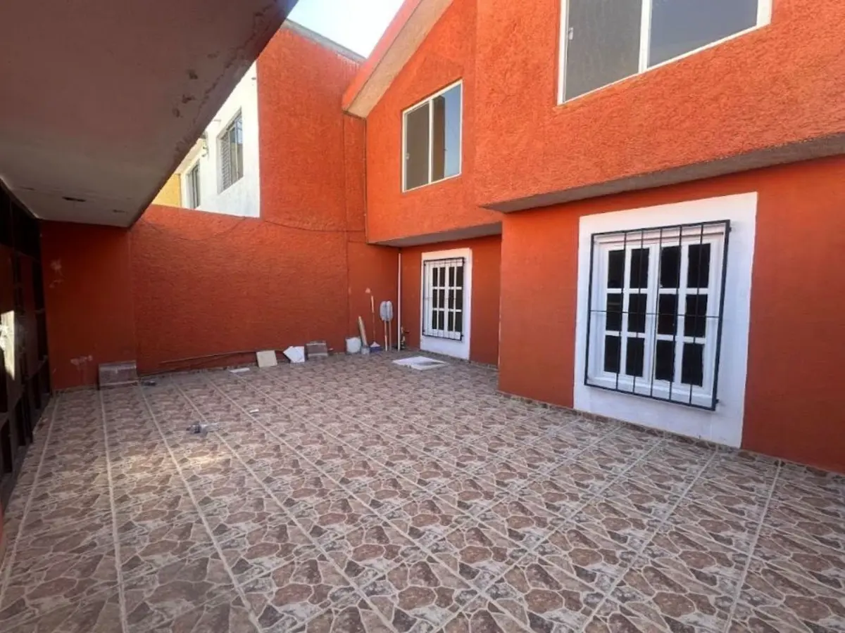 Casa en venta en Agustin Arriaga Rivera, Morelia — foto 1 de 10