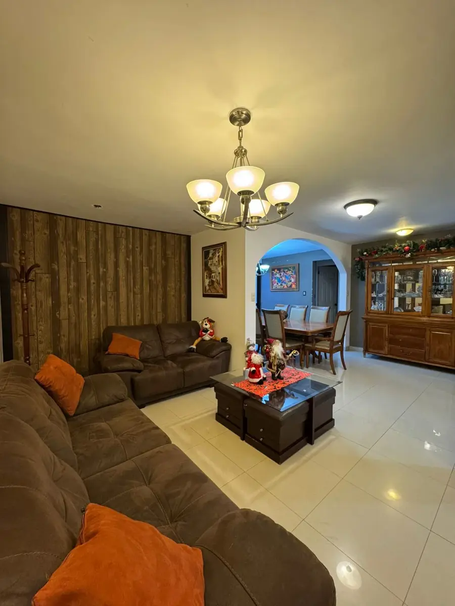 Casa en venta en Oceania Boulevares, Saltillo — foto 1 de 25