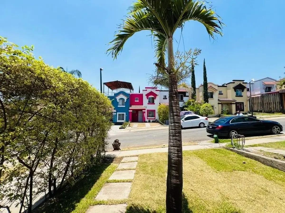 Casa en venta en Urbi Quinta Montecarlo, Tonalá — foto 1 de 19