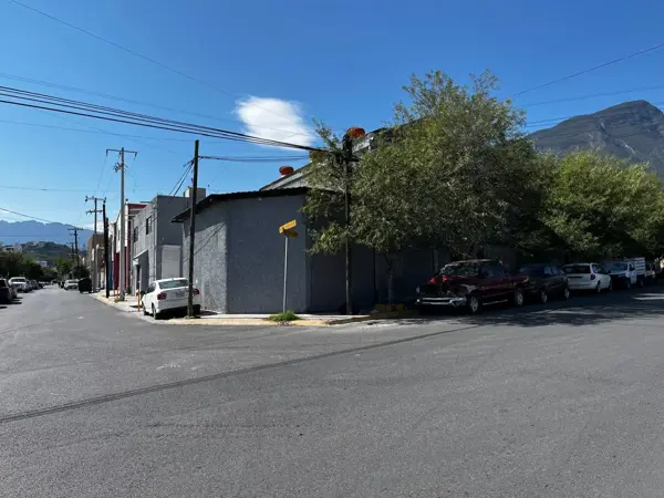 Bodega en venta en Burocratas del Estado, Monterrey — foto 3 de 16