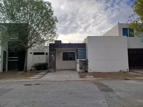 Casa en venta en Santa Bárbara, Torreón — foto 2 de 19