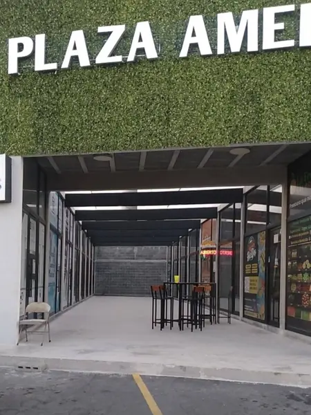 Local en renta en Puerta de Hierro, Monterrey, Nuevo León Local en renta en Puerta de Hierro, Monterrey, Nuevo León