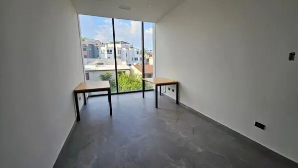 Oficina en renta en Colinas de San Jeronimo, Monterrey, Nuevo León