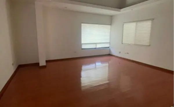Oficina en venta en Del Valle, San Pedro Garza García — foto 2 de 11