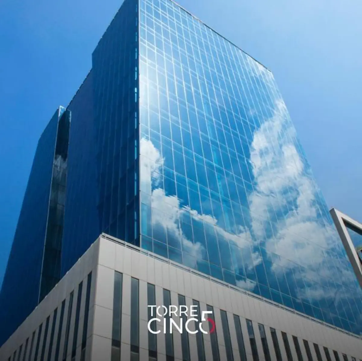 Oficina en venta en Del Valle Oriente, San Pedro Garza García — foto 1 de 7