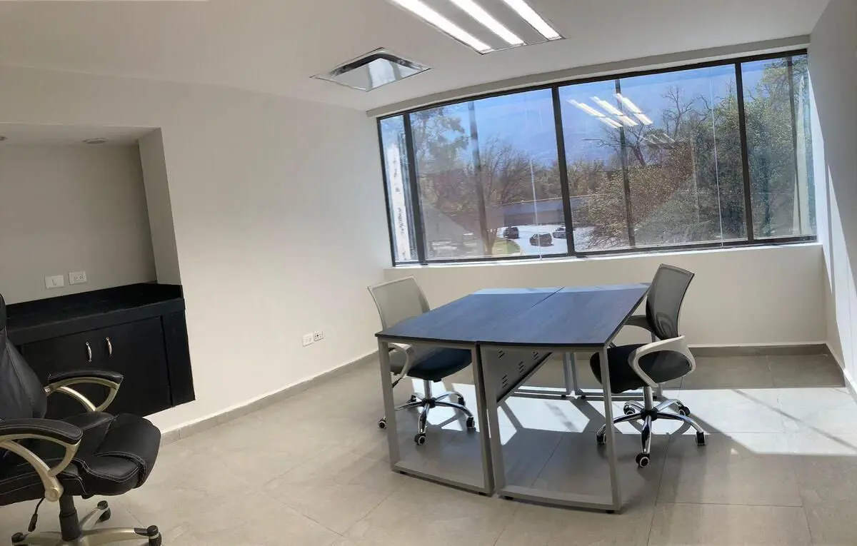 Oficina en renta en Del Valle, San Pedro Garza García — foto 1 de 4