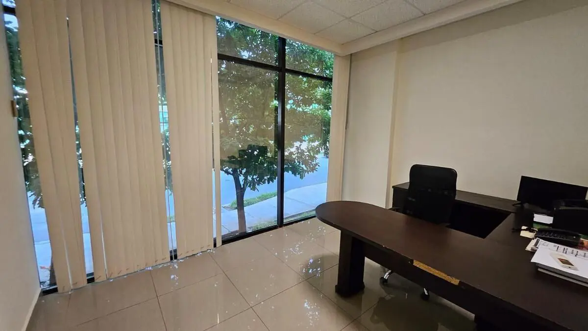 Oficina en renta en Del Valle, San Pedro Garza García — foto 1 de 9