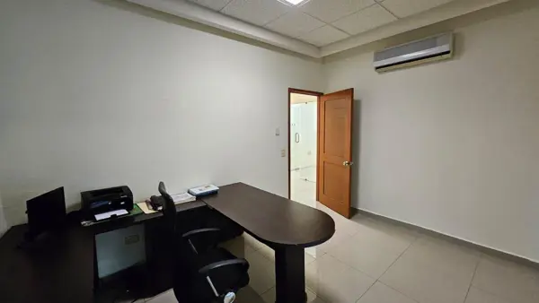 Oficina en renta en Del Valle, San Pedro Garza García — foto 3 de 9