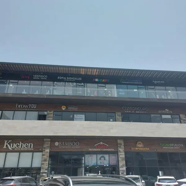 Local en renta en Cima de las Cumbres, Monterrey — foto 2 de 3