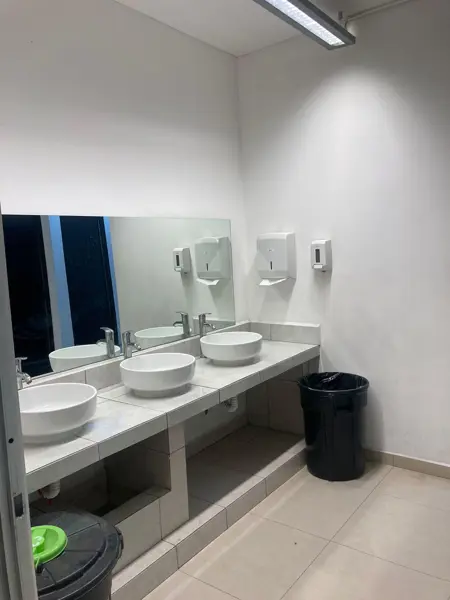 Oficina en renta en Lomas del Valle, San Pedro Garza García — foto 3 de 3