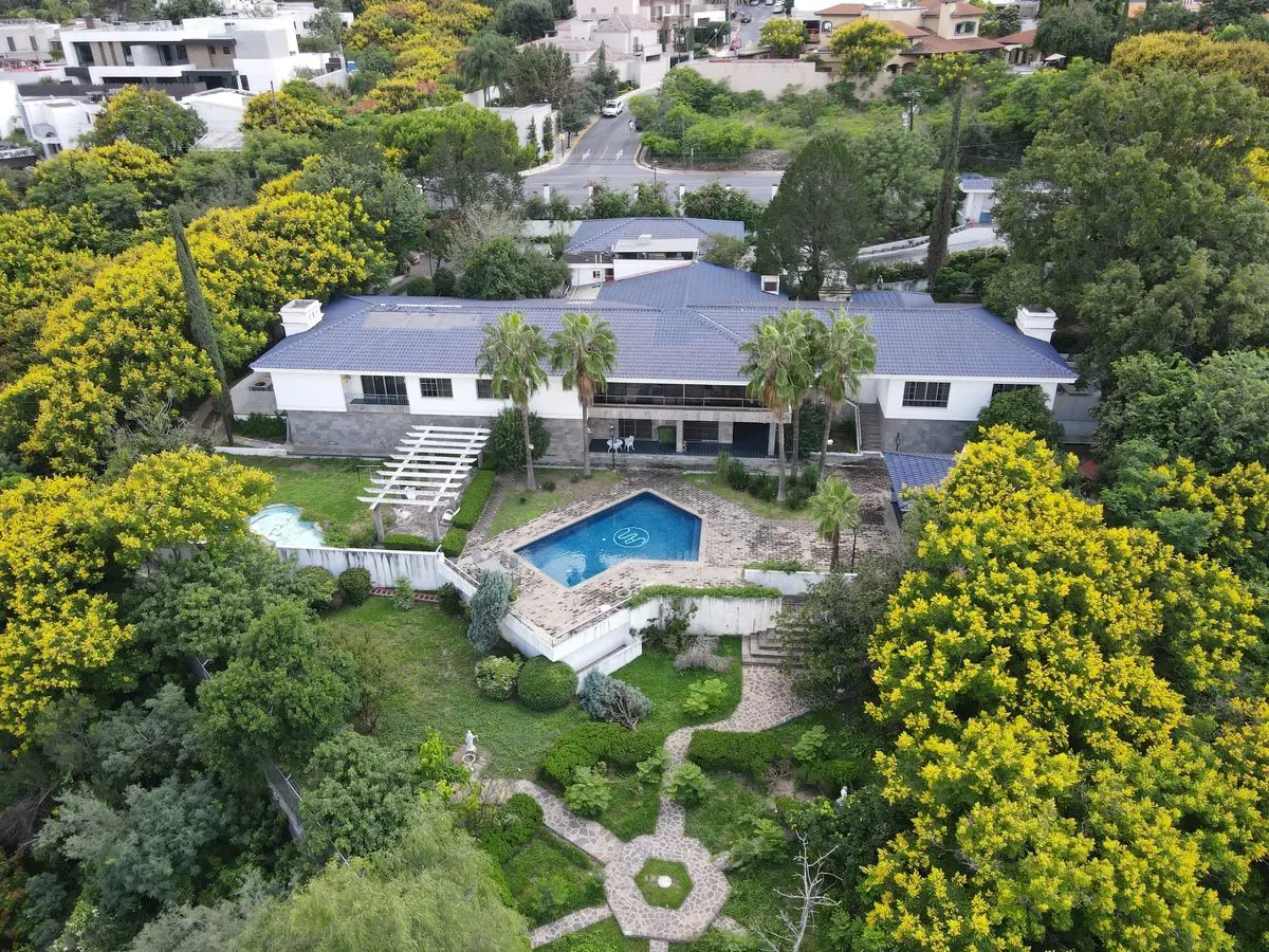 Casa en venta en Pedregal del Valle, San Pedro Garza García — foto 1 de 12