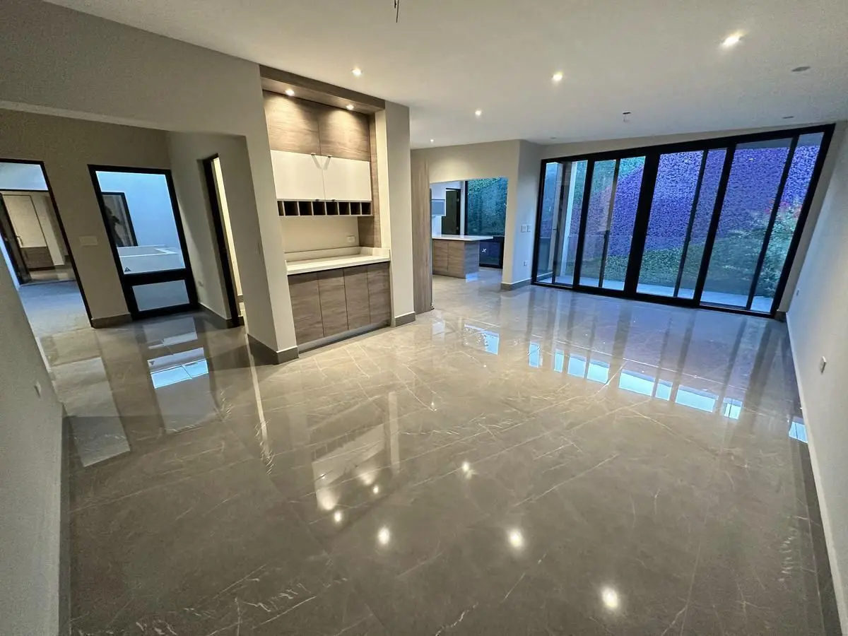 Departamento en venta en Del Valle, San Pedro Garza García — foto 1 de 9