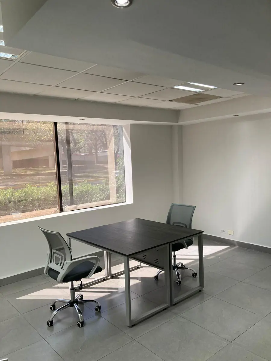 Oficina en renta en Del Valle, San Pedro Garza García — foto 1 de 4