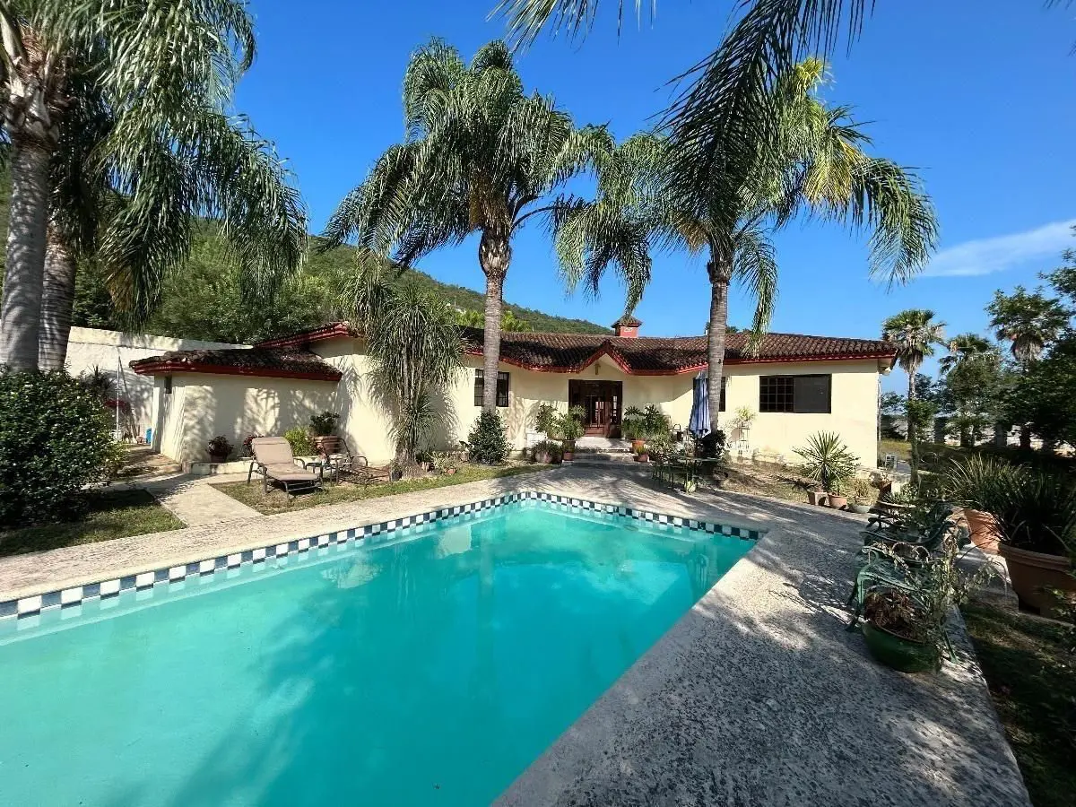 Quinta en venta en El Cercado Centro, Santiago — foto 1 de 14