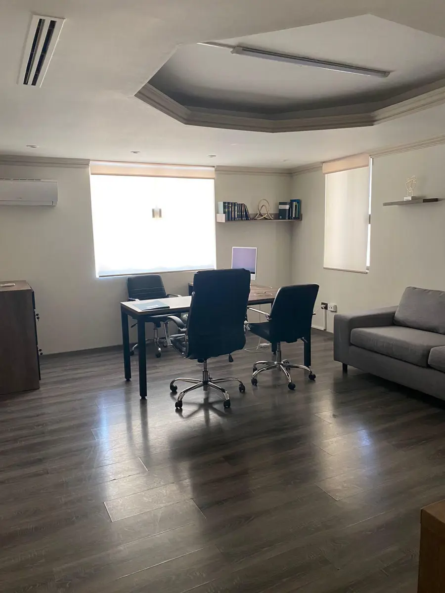 Oficina en renta en Del Valle, San Pedro Garza García — foto 1 de 4