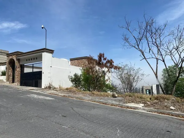 Terreno en venta en Valle de San Ángel Sect Español, San Pedro Garza García — foto 2 de 2