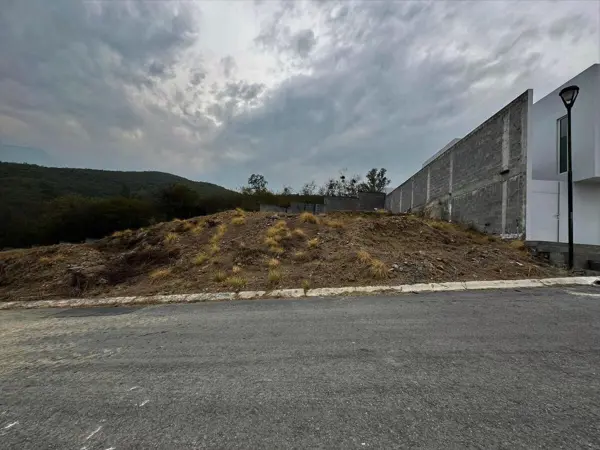 Terreno en venta en El Uro, Monterrey, Nuevo León