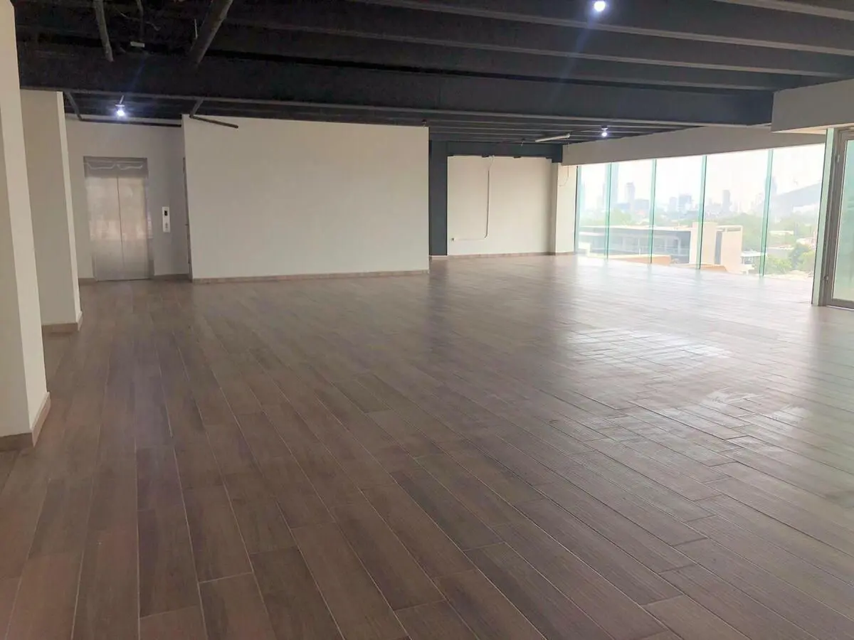 Oficina en renta en Del Valle, San Pedro Garza García — foto 1 de 6