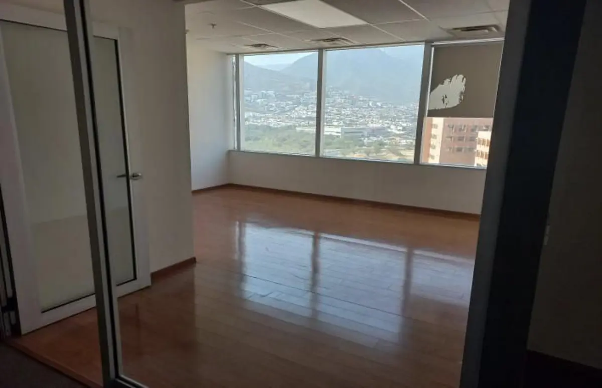 Oficina en renta en Real de San Agustin, San Pedro Garza García — foto 1 de 2