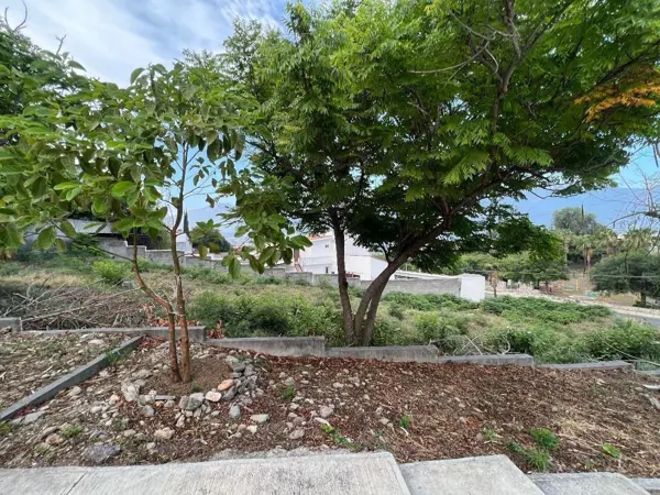 Terreno en venta en Contry la Escondida, Guadalupe — foto 2 de 3