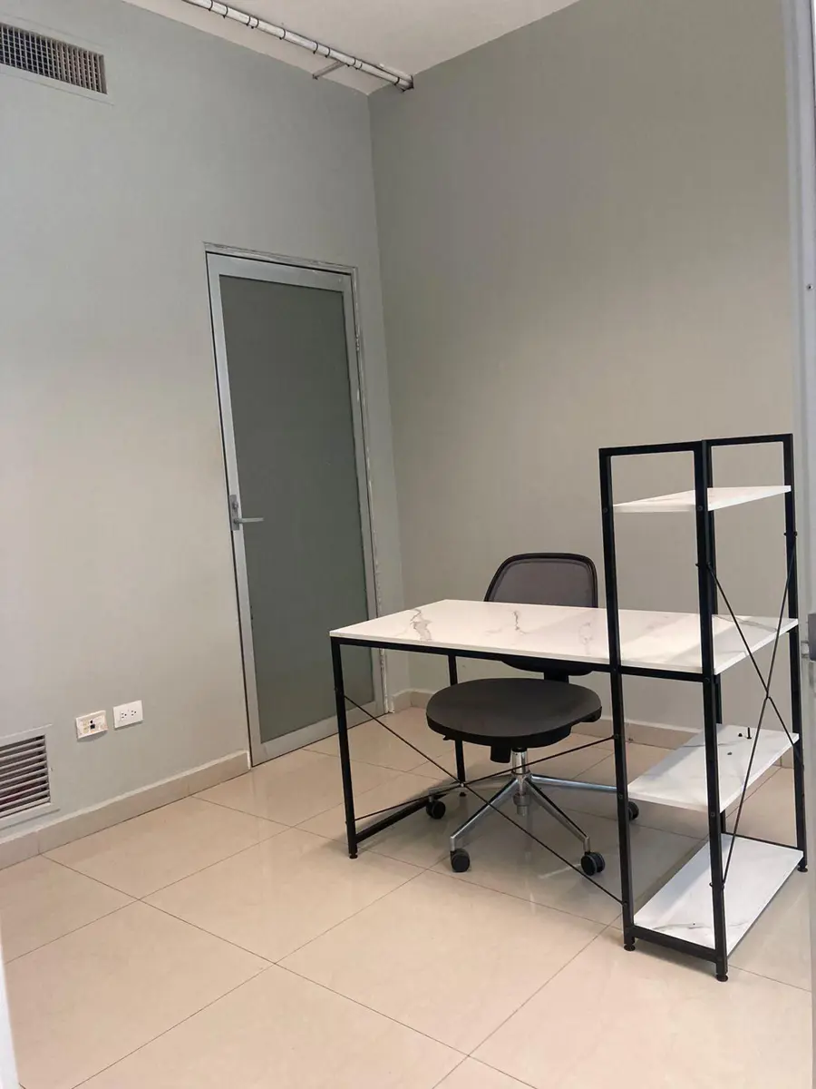 Oficina en renta en Del Valle Oriente, San Pedro Garza García — foto 1 de 3