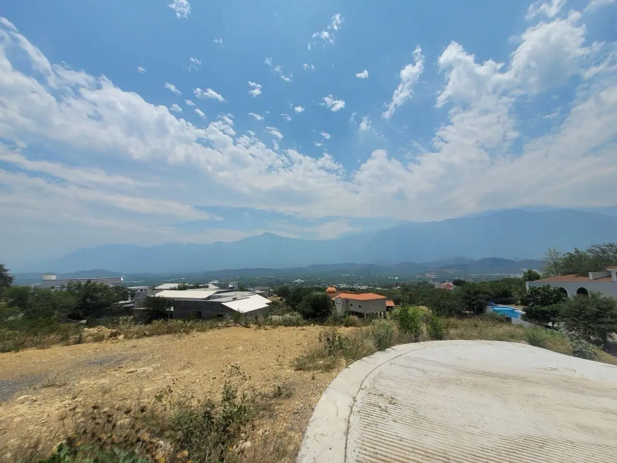 Terreno en venta en Bosques de las Misiones Sector Encino, Santiago — foto 1 de 7