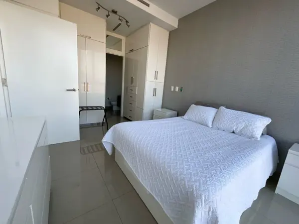 Departamento en renta en Del Valle Oriente, San Pedro Garza García — foto 3 de 10