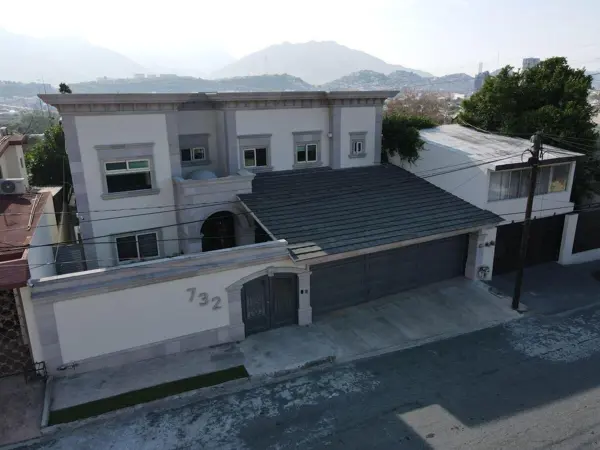 Casa en venta en Contry la Silla, Guadalupe, Nuevo León