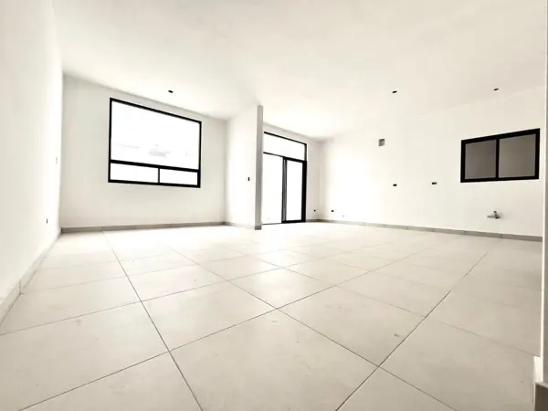 Casa en venta en Santoral, García — foto 2 de 5