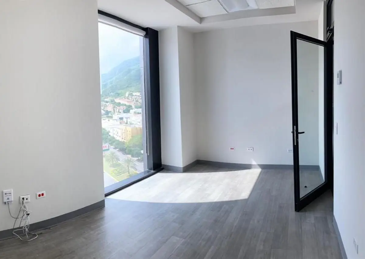 Oficina en renta en Del Valle Oriente, San Pedro Garza García — foto 1 de 4