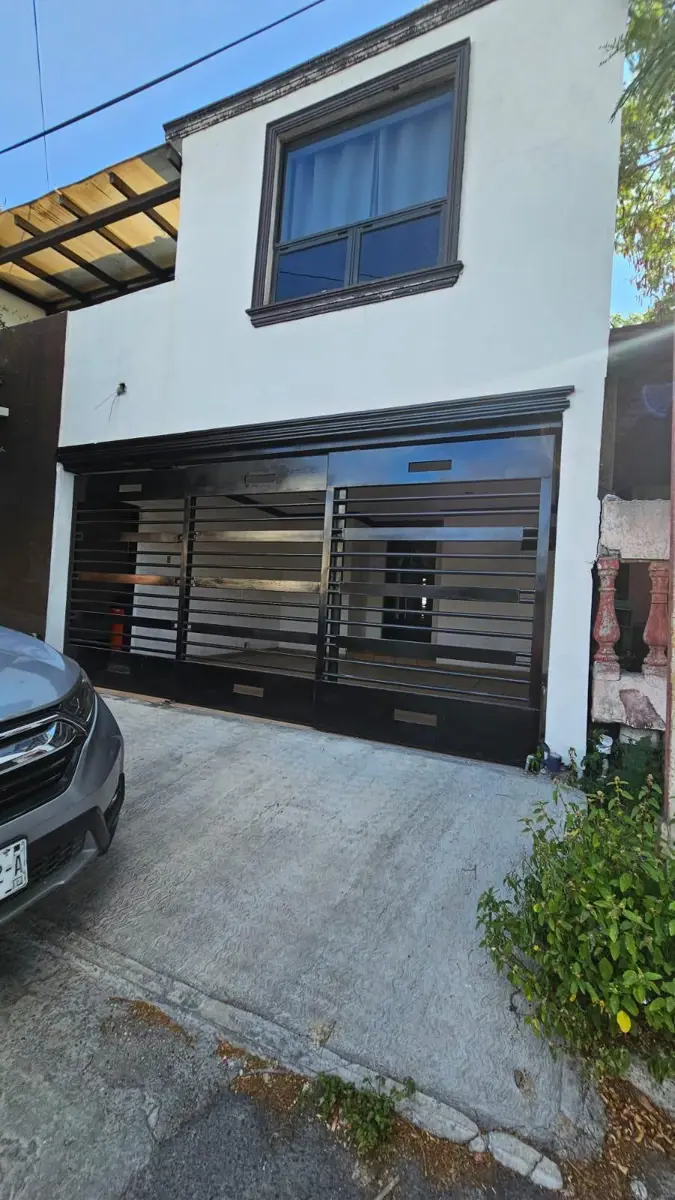 Casa en venta en Lomas Modelo, Monterrey — foto 1 de 19