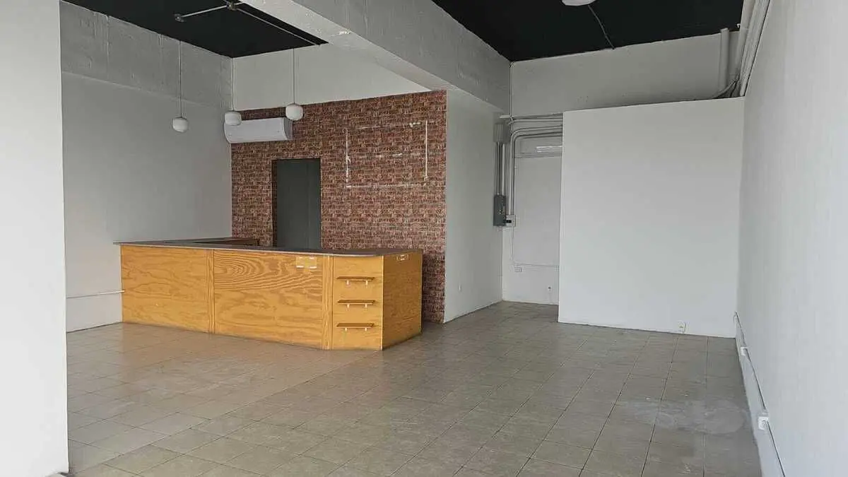 Local en renta en Puerta de Hierro, Monterrey — foto 1 de 5