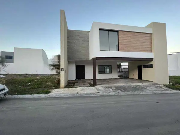 Casa en venta en Altares Residencial, Santiago — foto 2 de 19