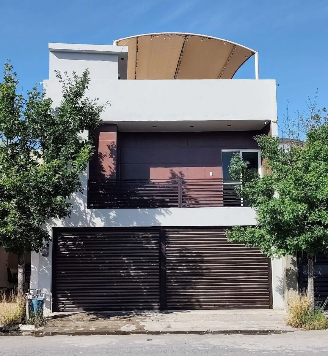 Casa en venta en Cerradas de Santa Rosa, Apodaca — foto 1 de 20