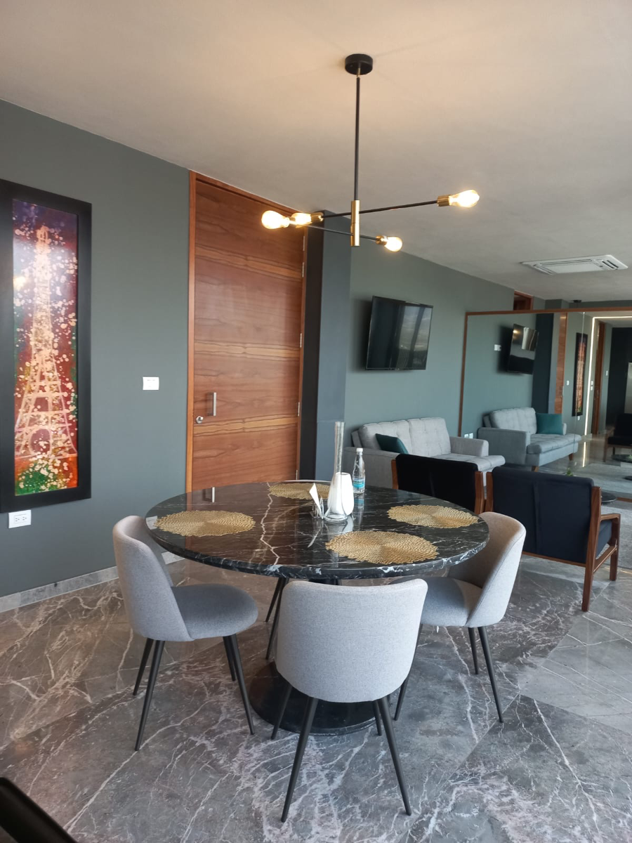 Casa en venta en Country Club Gran Jardín, León — foto 1 de 11