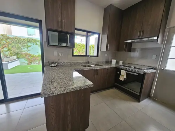Casa en venta en Los Viñedos, Torreón — foto 2 de 24