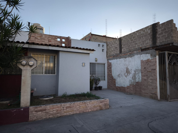 Casa en venta en Residencial San Pablo, Tlajomulco de Zúñiga — foto 2 de 23