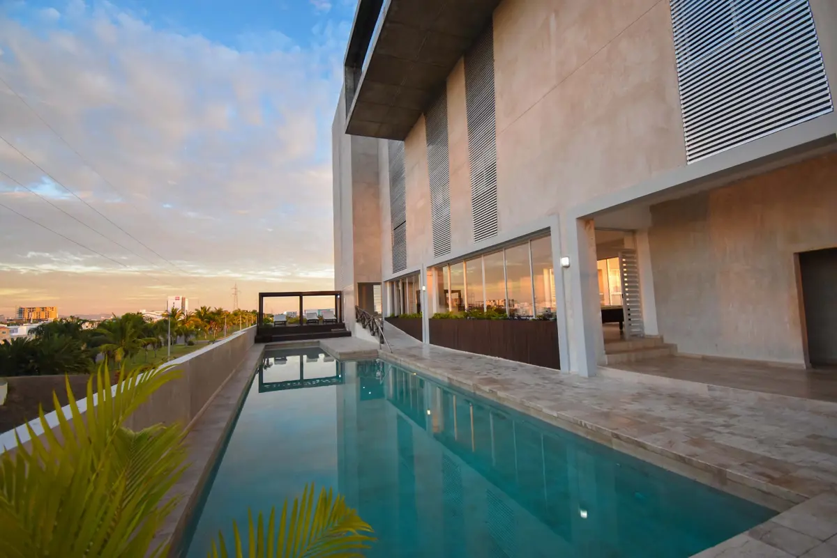 Departamento en venta en Marina Mazatlan, Mazatlán — foto 1 de 37