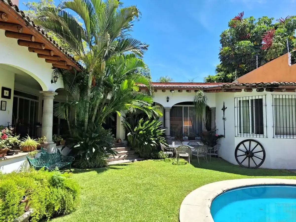 Casa en venta en Palmira Tinguindin, Cuernavaca — foto 1 de 10
