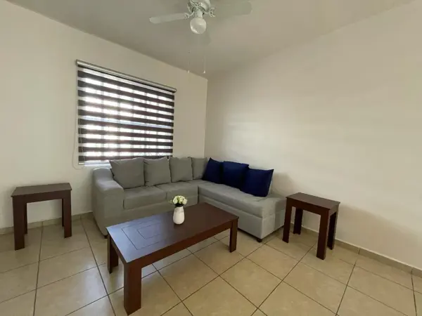 Casa en renta en Lomas del Valle, Ramos Arizpe — foto 2 de 14