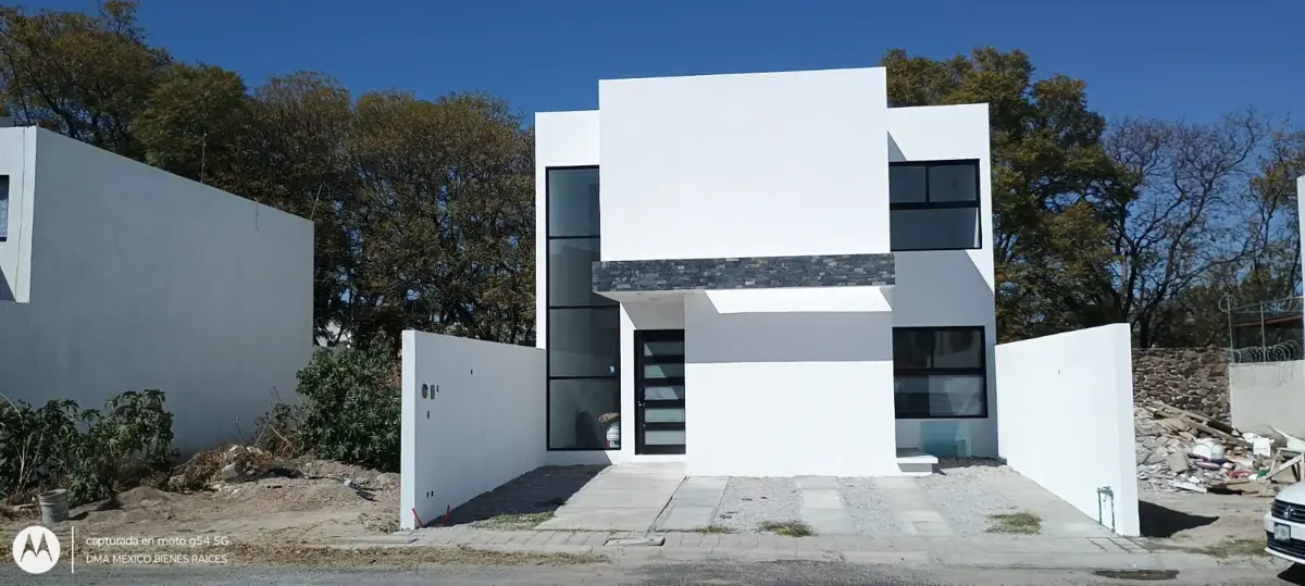Casa en venta en Mediterráneo III, Corregidora — foto 1 de 15