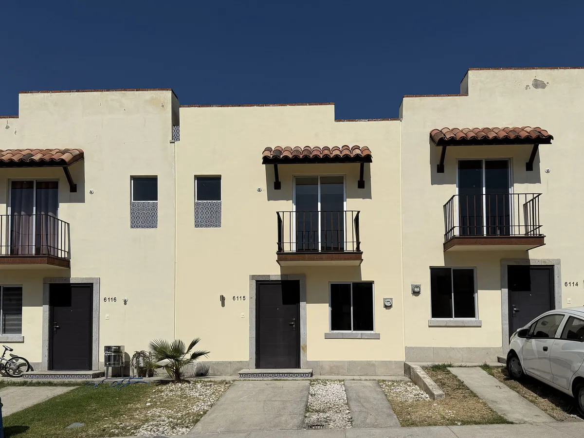 Casa en renta en Residencial Alta California, Tlajomulco de Zúñiga — foto 1 de 30