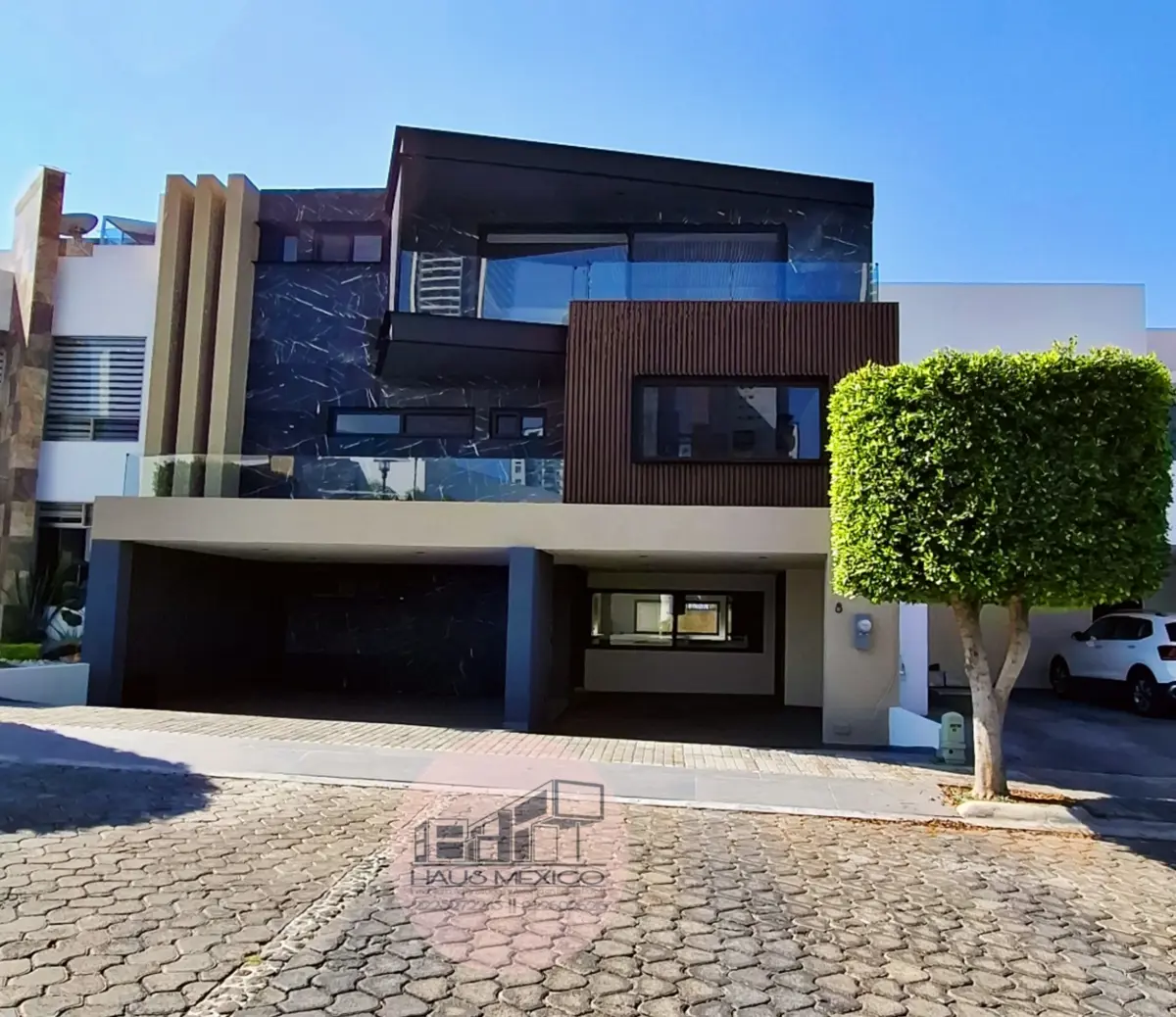 Casa en venta en Lomas de Angelópolis II, San Andrés Cholula — foto 1 de 22