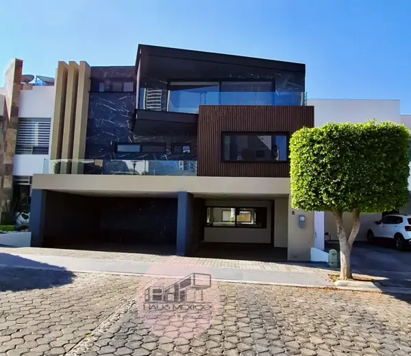 Casa en venta en Lomas de Angelópolis II, San Andrés Cholula, Puebla