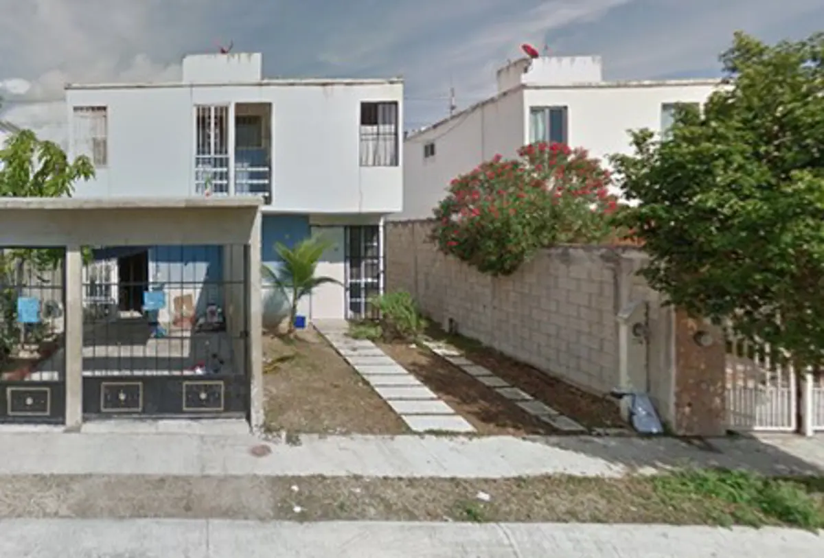 Casa en venta en La Guadalupana, Solidaridad — foto 1 de 12