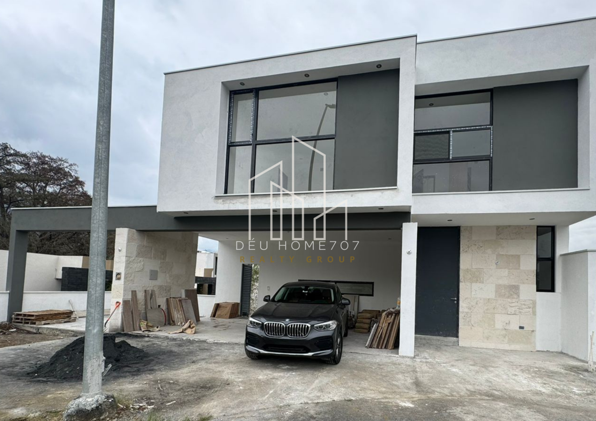 Casa en venta en Amorada Privada Residencial, Santiago — foto 1 de 15